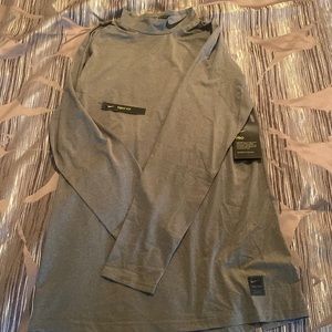 Nike dri fit long sleeve NWT
